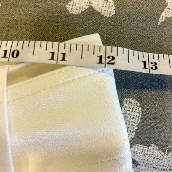 “Derek Lam 10 Crosby” Women's Ivory Pleated Flare Leg Belted Shorts Size 0 - Picture 11 of 13